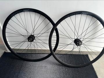 Racefiets Wielen – Concept 28 inch  | Tubeless Ready beschikbaar voor biedingen