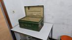 oude groene metalen kist, Huis en Inrichting, Woonaccessoires | Kisten, Ophalen of Verzenden, Metaal
