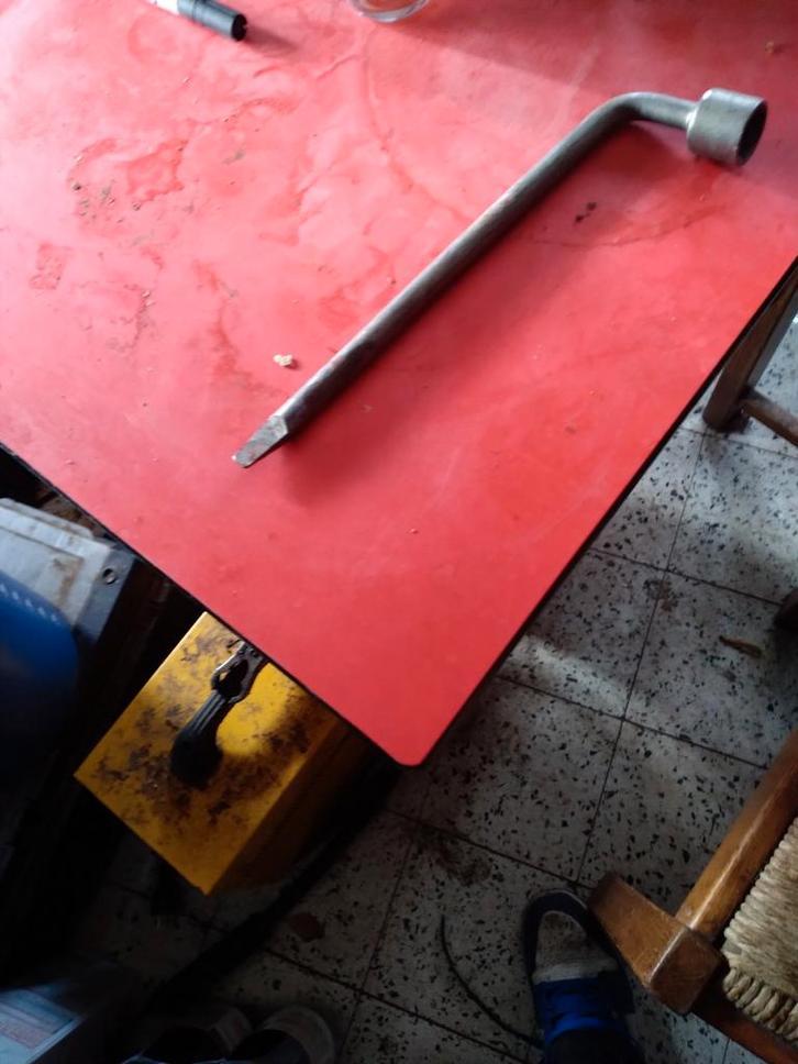 Clé de roue Nissan, Autos : Pièces & Accessoires, Petit matériel, Nissan, Enlèvement ou Envoi