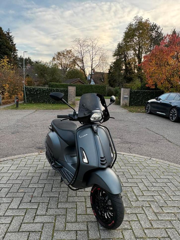 Vespa sprint A klasse, Fietsen en Brommers, Scooters | Vespa, Zo goed als nieuw, Ophalen of Verzenden
