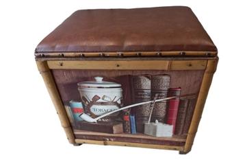vintage opbergbox. met skai zitting beschikbaar voor biedingen