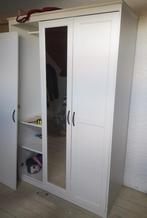 Armoire SONGESAND  191x120x 60 à donner, Ophalen