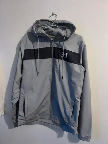Under armour jas beschikbaar voor biedingen