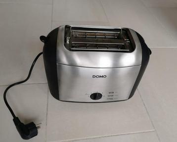 Broodrooster DOMO 950W beschikbaar voor biedingen
