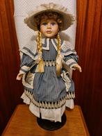 POUPEE PORCELAINE, Ophalen of Verzenden, Zo goed als nieuw, Pop