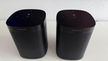 2 X Sonos One Gen 2 met Google Assistent. beschikbaar voor biedingen