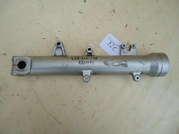 VFR800 1998 - 2001 Honda Vork Buitenbeen D1-25158 beschikbaar voor biedingen