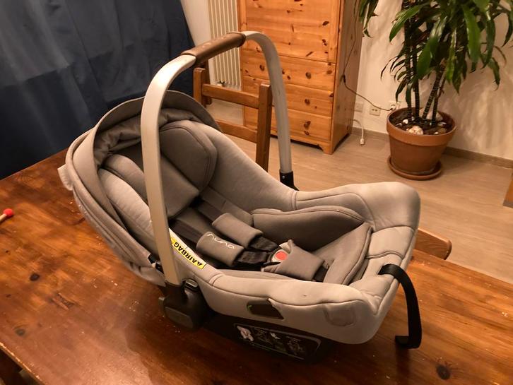 NUNA PIPA next autostoel, siège voiture. Très bien, Tuin en Terras, Ligbedden, Zo goed als nieuw, Ophalen