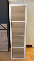 Etagère Kallax (IKEA) - 4 compartiments avec porte en bois, Maison & Meubles, Enlèvement, Comme neuf