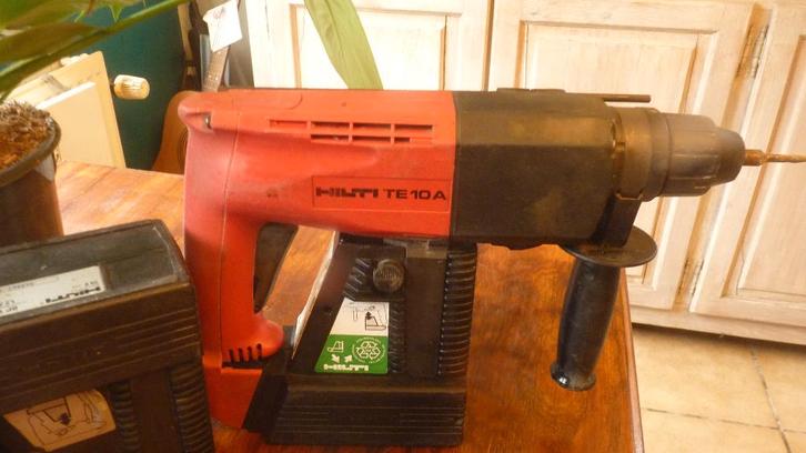 Hilti TE 10A sur accu avec chargeur, Doe-het-zelf en Bouw, Gereedschap | Handgereedschap, Ophalen