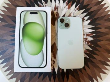 Apple iPhone 15 256 Go vert état comme neuf 85% beschikbaar voor biedingen