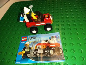 16 lego setjes compleet met bouwtekeningen beschikbaar voor biedingen