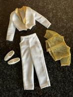 Ken 1980-90 White/Gold outfit ( vintage ), Enlèvement ou Envoi, Utilisé, Vêtements