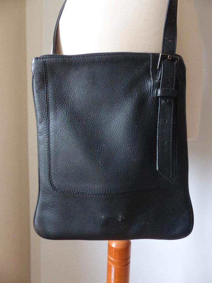 Nathan zwarte crossover, Handtassen en Accessoires, Tassen | Damestassen, Zo goed als nieuw, Schoudertasje, Zwart, Ophalen of Verzenden