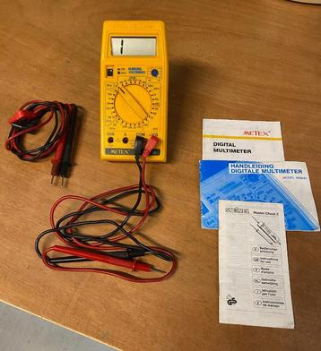 Digital Multimeter Metex  Model  M 3800  Z.G.A.N beschikbaar voor biedingen