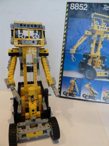 LEGO Technic 8852 Robot disponible aux enchères