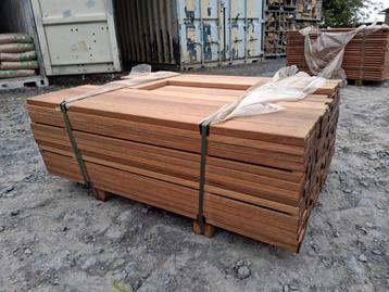 Terrasplanken of gevelbekleding van exotisch hout  beschikbaar voor biedingen