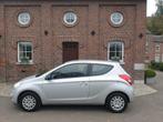 „Uitzonderlijke” Hyundai i20 „75.000 km” 1.2i (80 pk) Zoals, Auto's, Hyundai, Stof, 4 cilinders, 124 g/km, Bedrijf