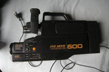 Professionele Hitachi videocamera VM-600E beschikbaar voor biedingen