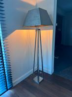Zilveren Vloerlamp met kwalitatief Goud-Kaki Lampkap, Huis en Inrichting, Lampen | Vloerlampen, Ophalen, Zo goed als nieuw
