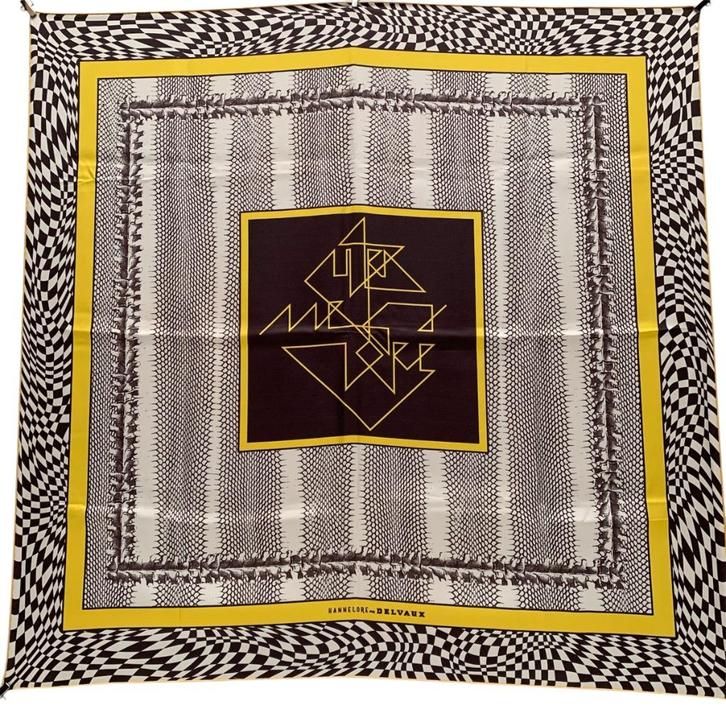 Delvaux Foulard. Meer keuze in onze winkel ook Louis Vuitton, Handtassen en Accessoires, Tassen | Damestassen, Ophalen of Verzenden