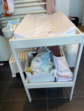 Ververstafel - ikea beschikbaar voor biedingen