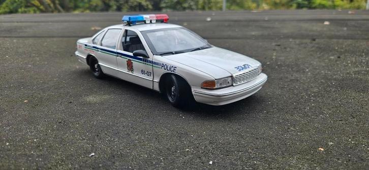1:18 Chevrolet caprice Canada Police UT Models, Hobby en Vrije tijd, Modelauto's | 1:18, Zo goed als nieuw, Auto, UT Models, Ophalen of Verzenden