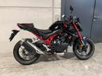 Honda CB750 Hornet met Quikshifter (bj 2023), Motoren, Motoren | Honda, 750 cc, Bedrijf, Meer dan 35 kW, Overig