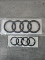 Audi emblemen nieuw voor & achter glanzend zwart, Ophalen of Verzenden, Nieuw, Audi