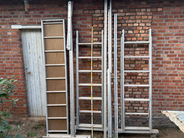 Stelling, Doe-het-zelf en Bouw, Steigers, Gebruikt, Rolsteiger of Kamersteiger, 2 tot 5 meter, Ophalen