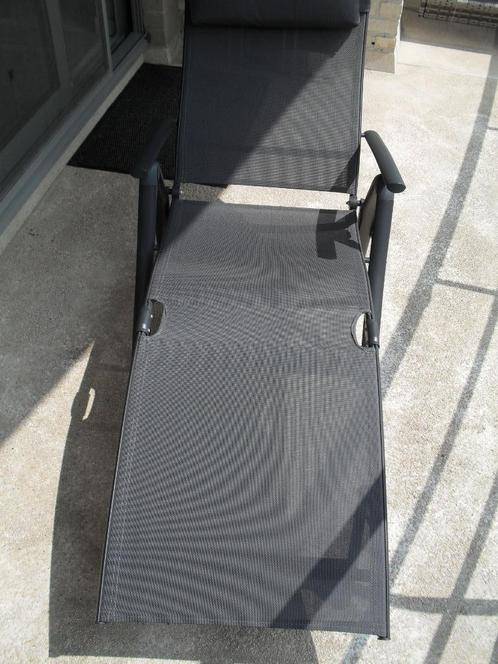 Mooi ligbed / ligstoel, Tuin en Terras, Ligbedden, Zo goed als nieuw, Metaal, Inklapbaar, Verstelbaar, Ophalen