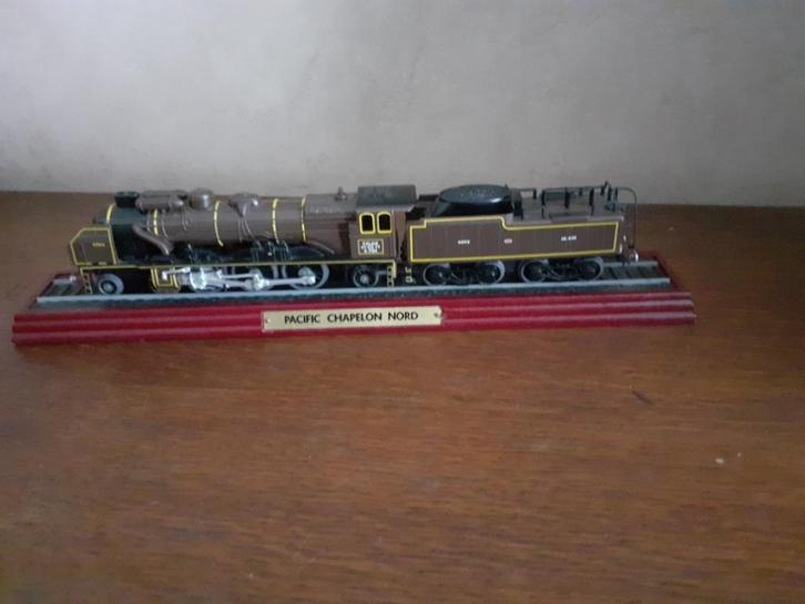 Model Treinen, Hobby en Vrije tijd, Modeltreinen | H0, Zo goed als nieuw, Locomotief, Ophalen of Verzenden