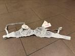 Nieuw bh Triumph 70B, Kleding | Dames, Ondergoed en Lingerie, Ophalen of Verzenden, BH