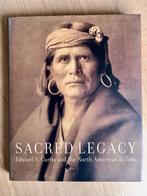 Fotoboek Sacred Legacy van Edward S. Curtis, Livres, Art & Culture | Photographie & Design, Photographes, Utilisé, Enlèvement ou Envoi