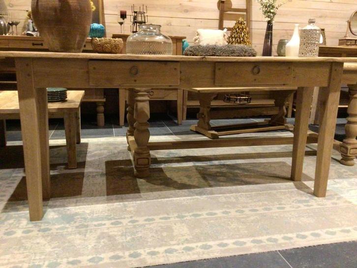 Massief eiken oude sidetable, Huis en Inrichting, Tafels | Sidetables, Nieuw, 25 tot 50 cm, 150 tot 200 cm, Rechthoekig, Eikenhout