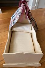 Handgemaakt poppenbedje, Kinderen en Baby's, Ophalen of Verzenden