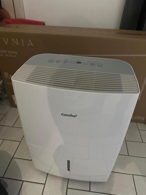 COMFEE MDDF-16DEN7 WF Wi-Fi verbonden luchtontvochtiger, Elektronische apparatuur, Luchtbehandelingsapparatuur, Zo goed als nieuw