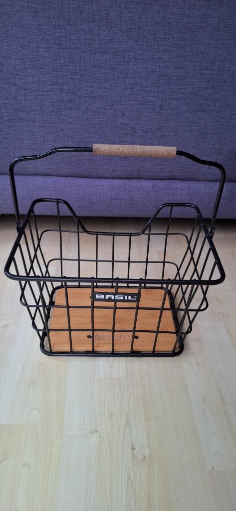 Fietsmand model nordland zwart metaal basil nieuw, Fietsen en Brommers, Fietsaccessoires | Fietsmanden, Nieuw, Fietsmand, Ophalen
