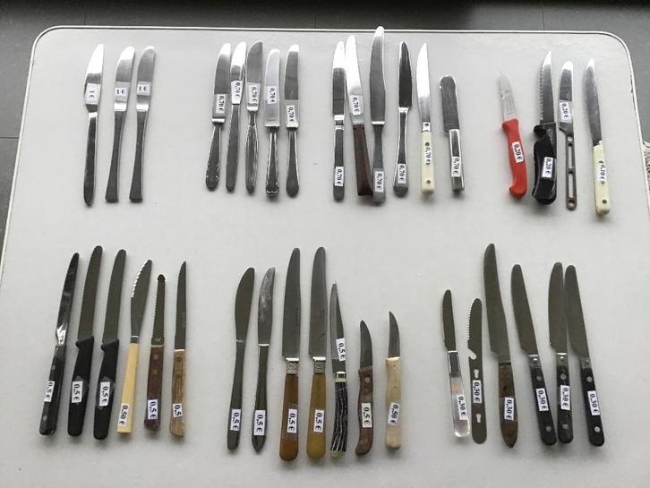10 tal sets van diverse messen en andere couverts, Huis en Inrichting, Keuken | Bestek, Zo goed als nieuw, Ophalen of Verzenden