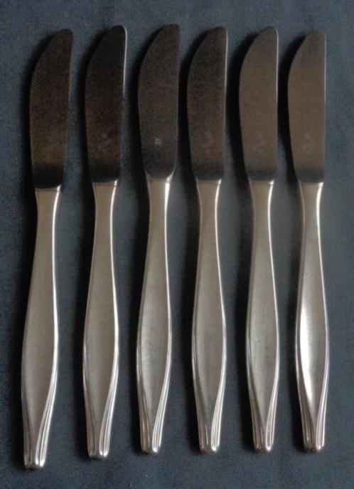 WMF 90 BRUSSELS 5500 Lot de 6 couteaux de table en métal arg, Maison & Meubles, Cuisine | Couverts, Utilisé, Enlèvement ou Envoi