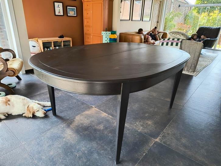 Ovalen tafel / massief hout / uitschuifbaar, Huis en Inrichting, Tafels | Eettafels, Zo goed als nieuw, Kersenhout, Ophalen