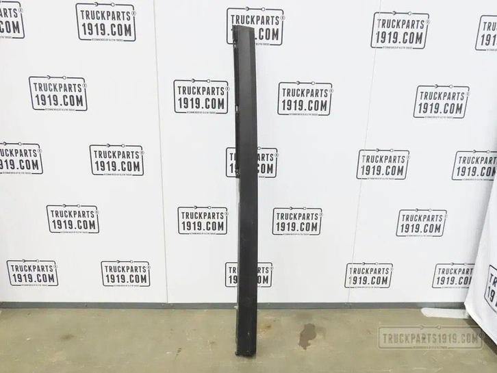 Mercedes-Benz Body & Chassis Parts Sierlijst Li. MB MP4, Auto-onderdelen, Vrachtwagen-onderdelen, Gebruikt, Ophalen