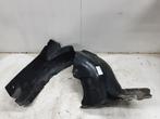 BINNENSPATSCHERM LINKS VOOR Skoda Fabia III Combi (NJ5), Auto-onderdelen, Gebruikt, Links, Skoda, Spatbord