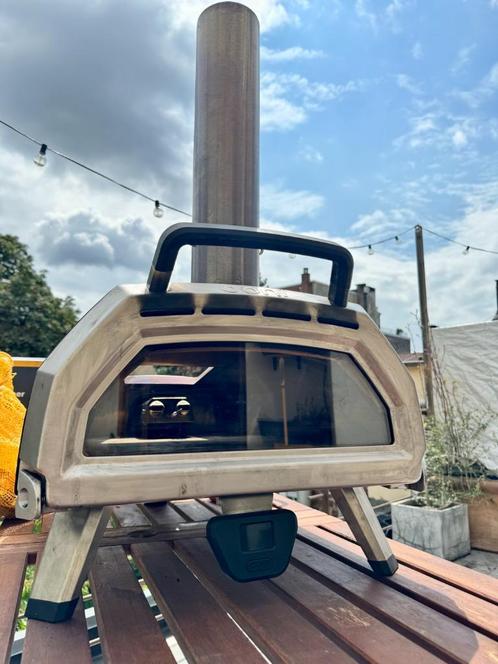 Ooni Karu 16 pizza-oven met meerdere brandstoffen en gasbra, Tuin en Terras, Pizzaovens, Zo goed als nieuw, Ophalen