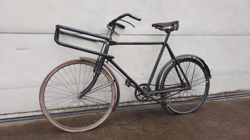 Oldtimer bakker/ beenhouwersfiets beschikbaar voor biedingen