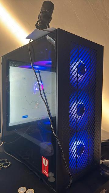 Game pc te koop! beschikbaar voor biedingen