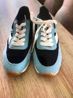 1x  gedragen blauwe sneakers maat: 37, Blauw, Ophalen of Verzenden, Zo goed als nieuw, Sneakers
