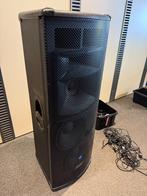 MACKIE SR1230 IN fLIGHTCASE/2 stuks/prijs per paar, Gebruikt, 120 watt of meer, Front, Rear of Stereo speakers, Ophalen