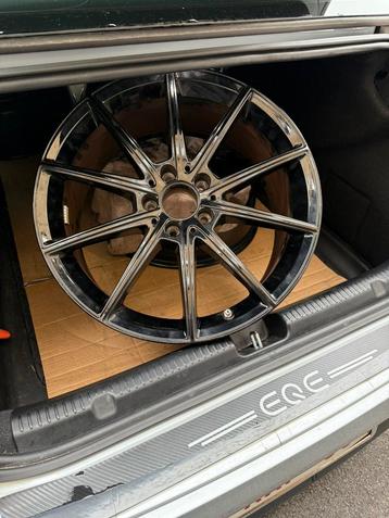 Originele Mercedes EQE velgen  beschikbaar voor biedingen