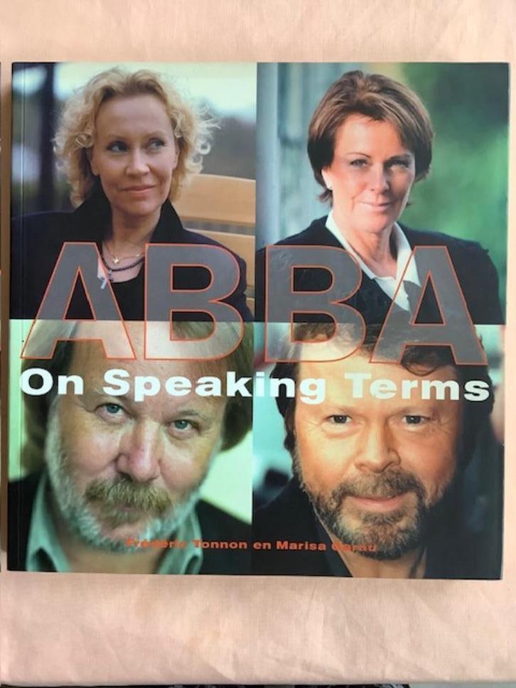 Abba - Om Speaking Terms, Boeken, Overige Boeken, Zo goed als nieuw, Ophalen of Verzenden